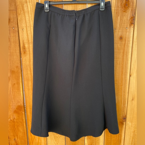 Maxi Length Black A-line Skirt, Elastic Waist, Fully Lined, Size 16 - Picture 2 of 2